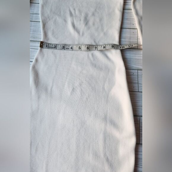 Superdown Kattie Cut Out Dress Off White Size XS - Picture 12 of 14